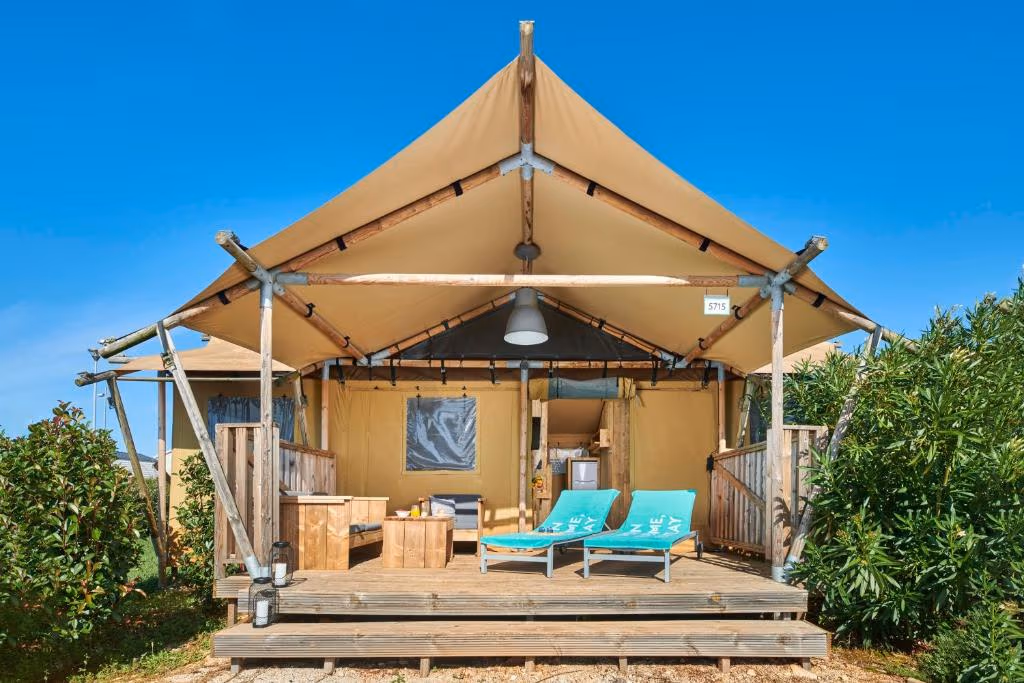 Family Glamping Tent op Camping Park Umag