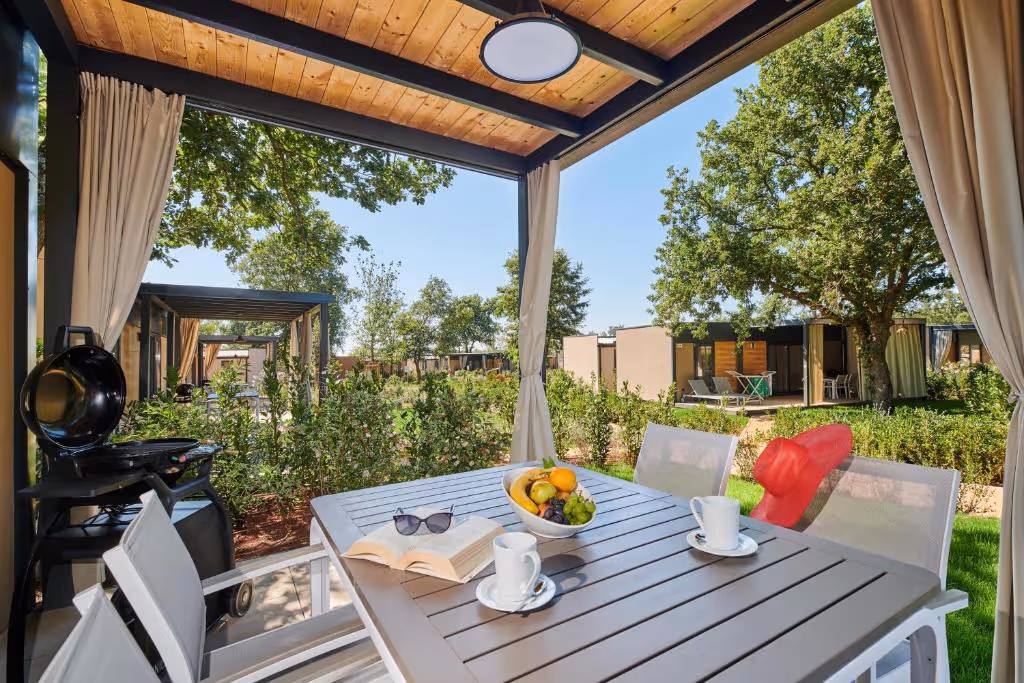 Family Mobile Home Canova Bay op Camping Park Umag